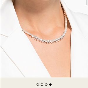 PEARL SWAROVSKI NECKLACE
